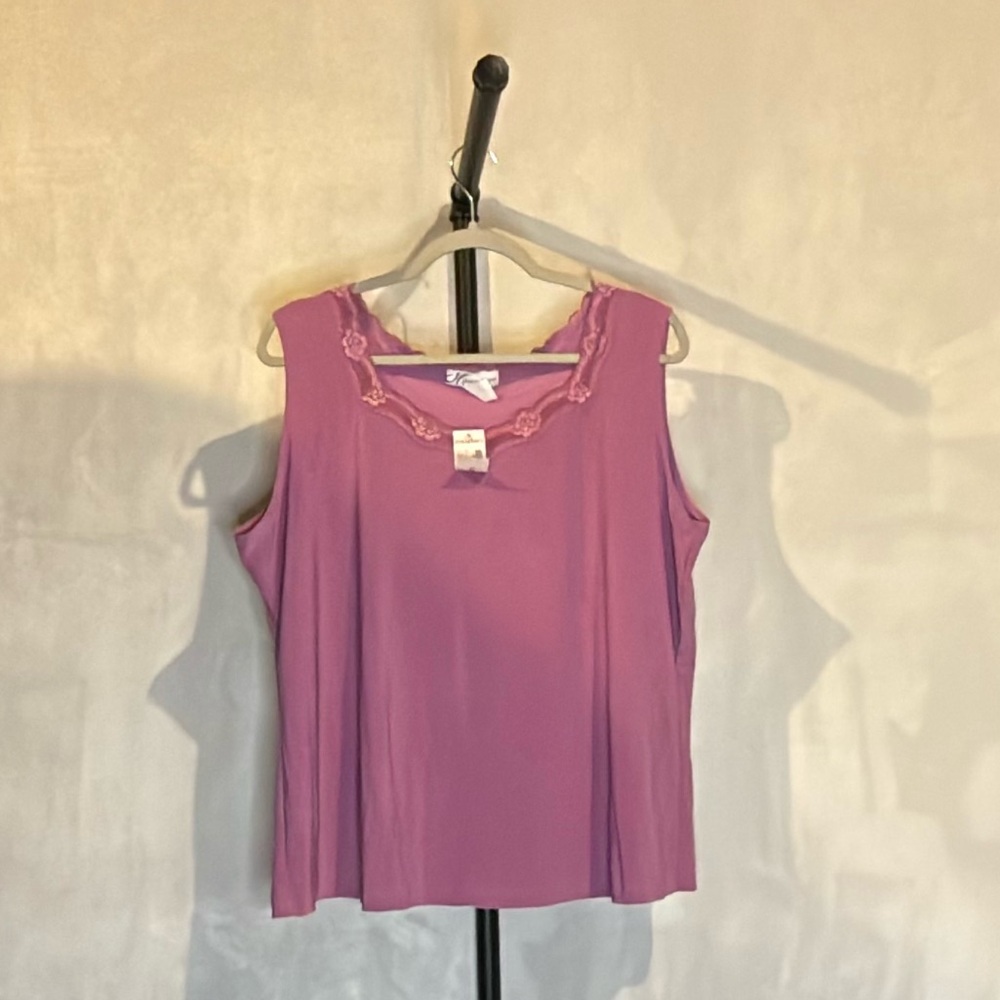 Dressbarn Purple Sleeveless Embroidered Blouse Size 2X NWT